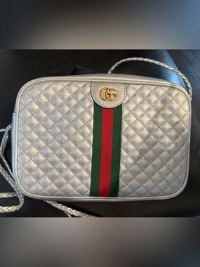 Brand New-Gucci Trapuntata Quilted Camera Bag with Green-Red Web Stripe